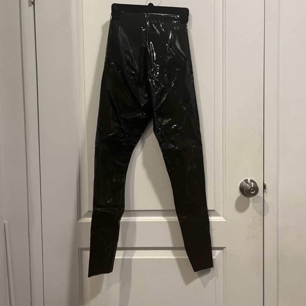 Commando Faux Patent Leather Leggings - Picture 8 of 8